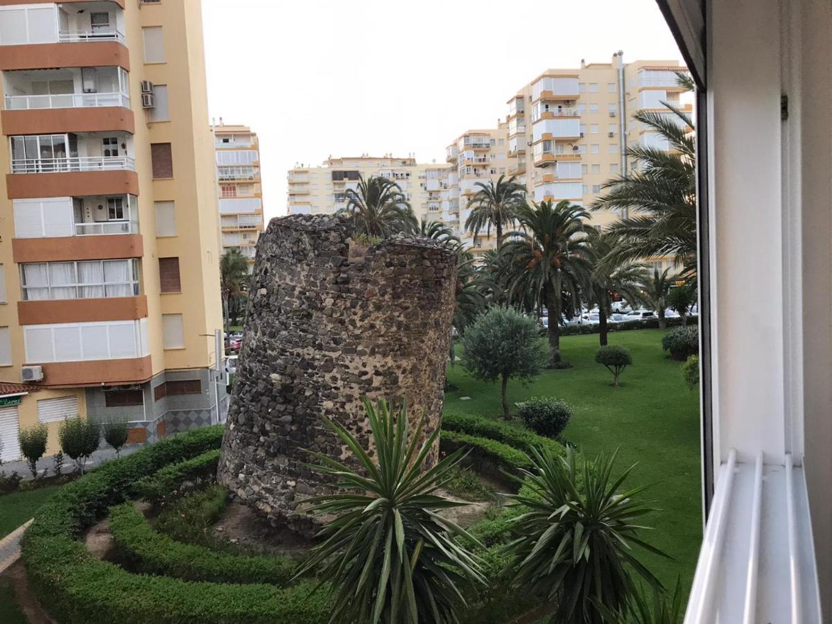 Apartamentos Centro Internacional Algarrobo-Costa Eksteriør billede