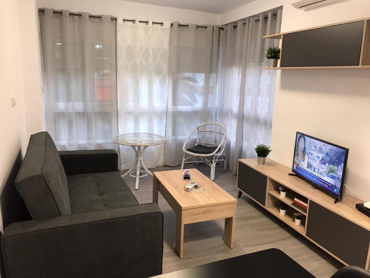 Apartamentos Centro Internacional Algarrobo-Costa Eksteriør billede